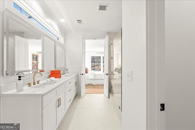 1270 Glen Eagle Drive, Greensboro, GA 30642