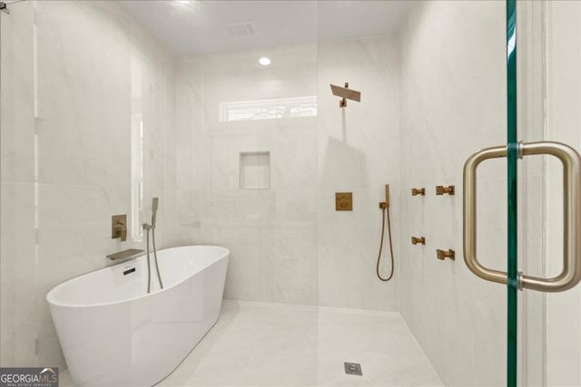 1270 Glen Eagle Drive, Greensboro, GA 30642