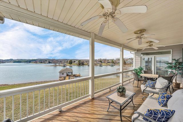 95 Marvin Gardens DR, Moneta, VA 24121