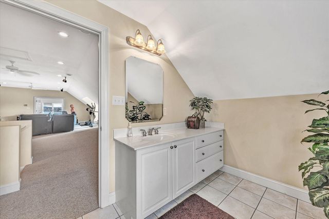 95 Marvin Gardens DR, Moneta, VA 24121