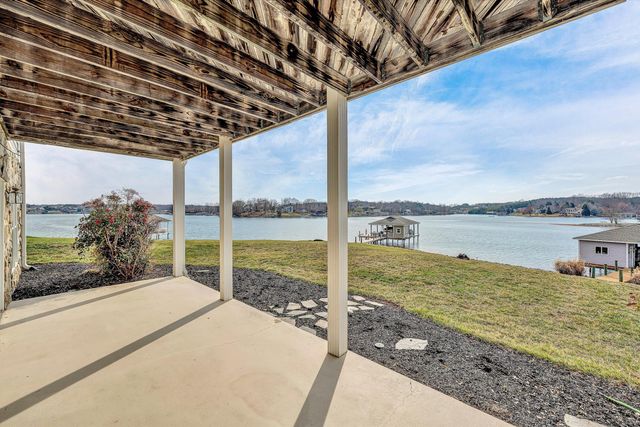 95 Marvin Gardens DR, Moneta, VA 24121