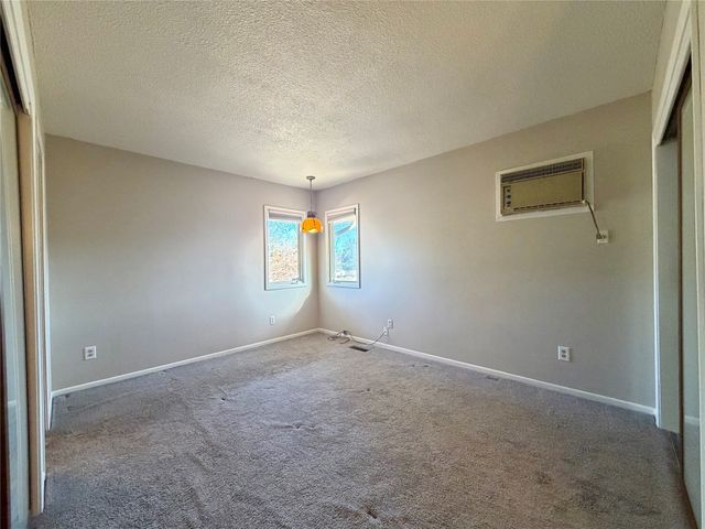 3006 Fleur Drive, Des Moines, IA 50321