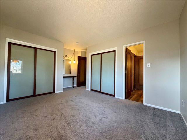 3006 Fleur Drive, Des Moines, IA 50321