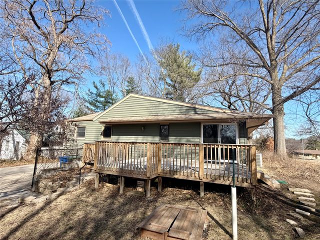 3006 Fleur Drive, Des Moines, IA 50321