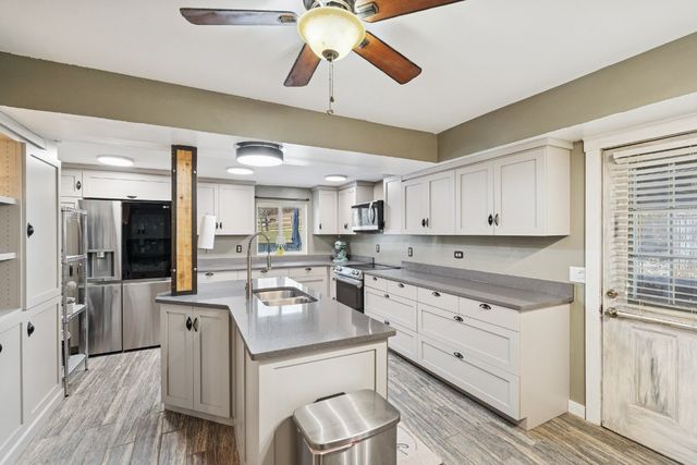 6303 Sullivan Rd, Lyles, TN 37098