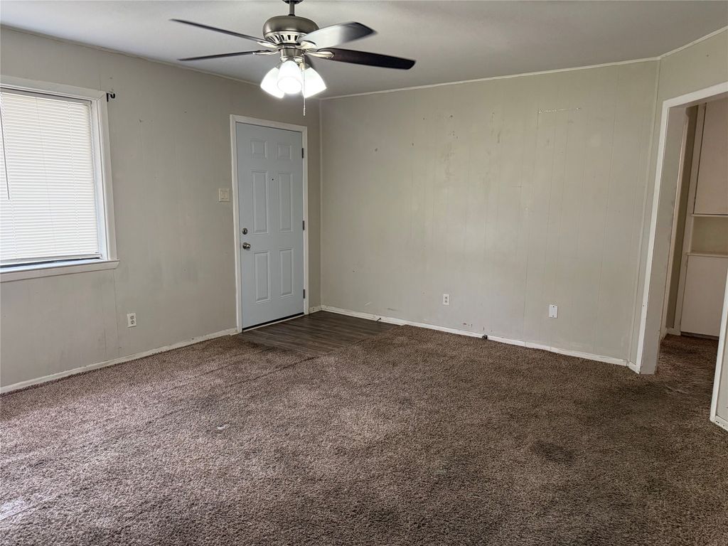 1311 W Water Street, Weatherford, TX 76086 — photo 3