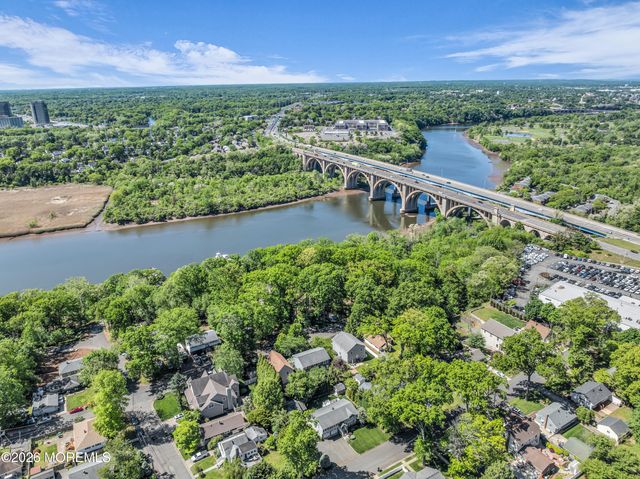 65 Coleman Street, Edison, NJ 08817