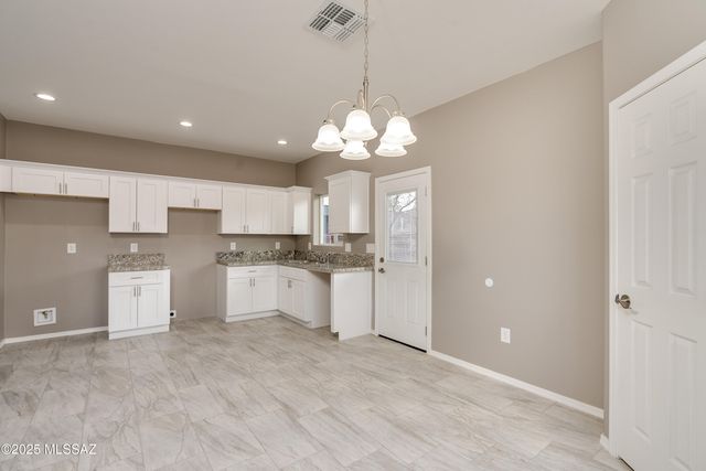 5625 E 29th Street, Tucson, AZ 85711