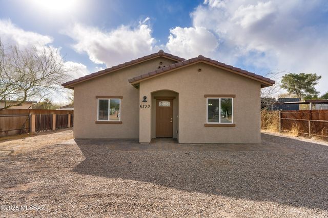 5625 E 29th Street, Tucson, AZ 85711