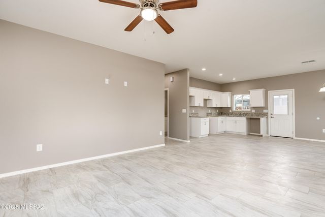 5625 E 29th Street, Tucson, AZ 85711