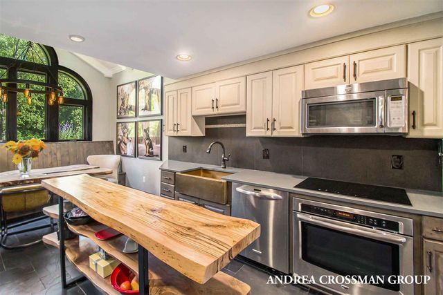 8955 Braden Road, Haslett, MI 48840