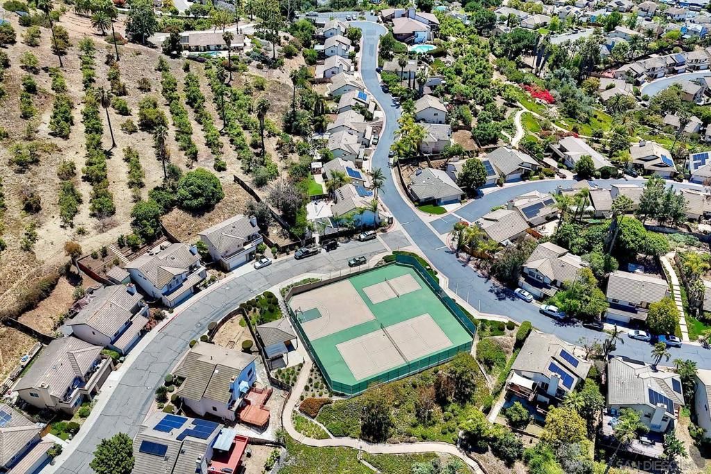 Image 32 of property listing at 1849 Buckskin Glen, Escondido, CA 92027