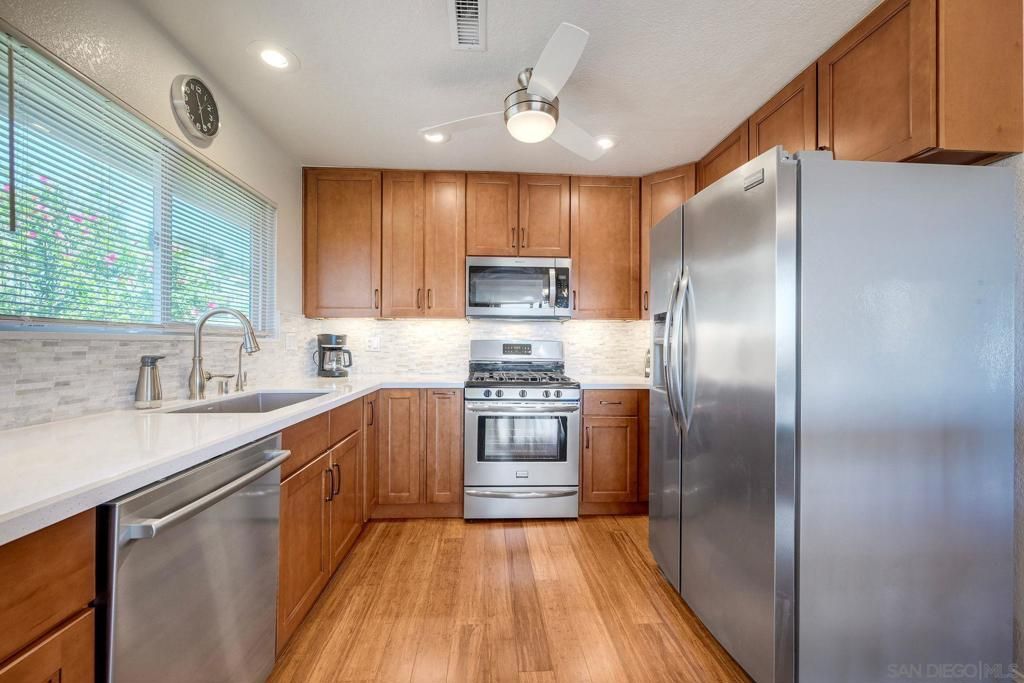 Image 6 of property listing at 1849 Buckskin Glen, Escondido, CA 92027