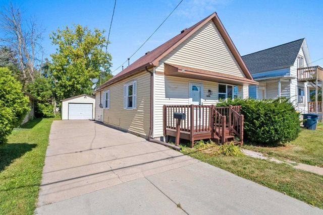 828 S CHESTNUT AVENUE, Green Bay, WI 54304