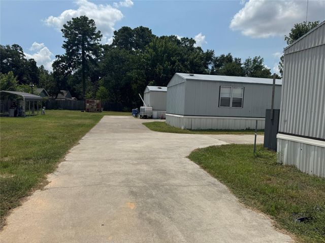 14909 Welcome Ln B, Houston, TX 77014