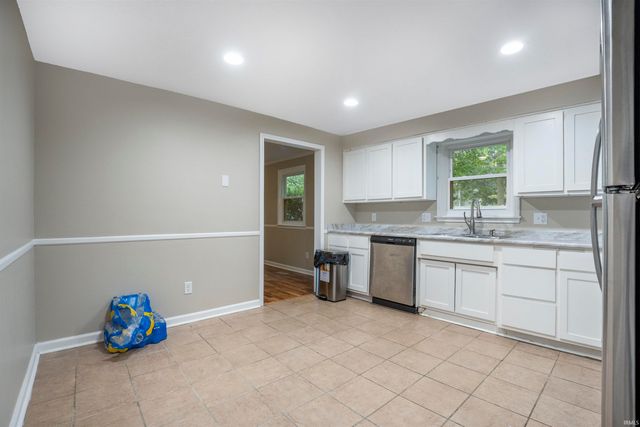 6532 Monarch Drive, Fort Wayne, IN 46815