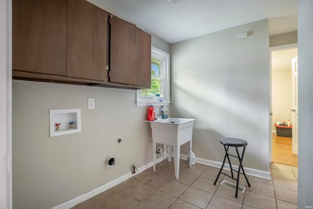 6532 Monarch Drive, Fort Wayne, IN 46815