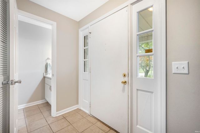 6532 Monarch Drive, Fort Wayne, IN 46815