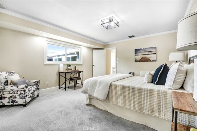 946 W Kendall, Corona, CA 92882