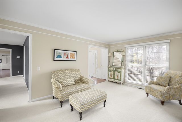 4949 Lexington Court, Rochester, MI 48306