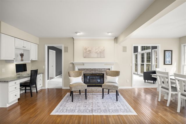 4949 Lexington Court, Rochester, MI 48306