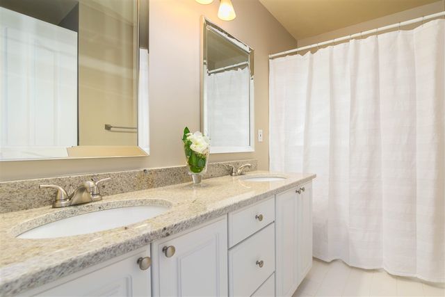 4949 Lexington Court, Rochester, MI 48306