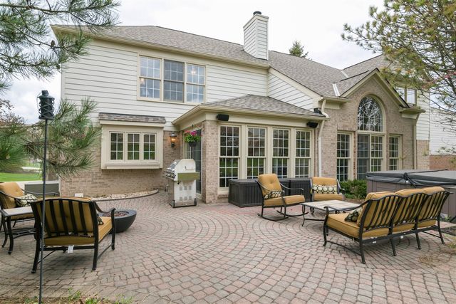 4949 Lexington Court, Rochester, MI 48306