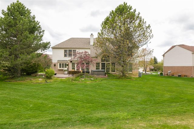 4949 Lexington Court, Rochester, MI 48306