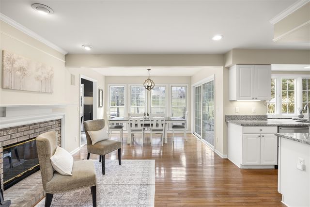 4949 Lexington Court, Rochester, MI 48306