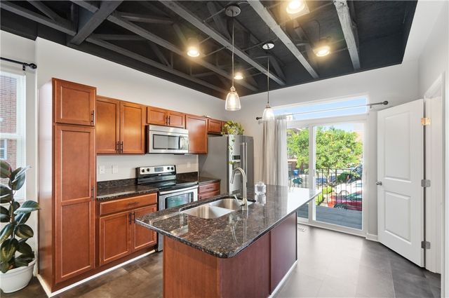 207 N Patterson Boulevard, Dayton, OH 45402