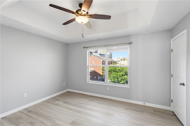 207 N Patterson Boulevard, Dayton, OH 45402