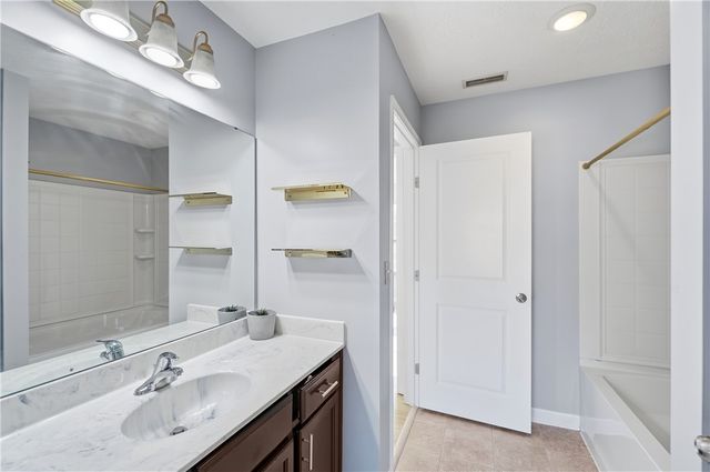 207 N Patterson Boulevard, Dayton, OH 45402