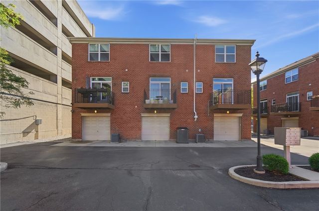 207 N Patterson Boulevard, Dayton, OH 45402