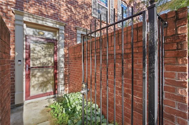207 N Patterson Boulevard, Dayton, OH 45402