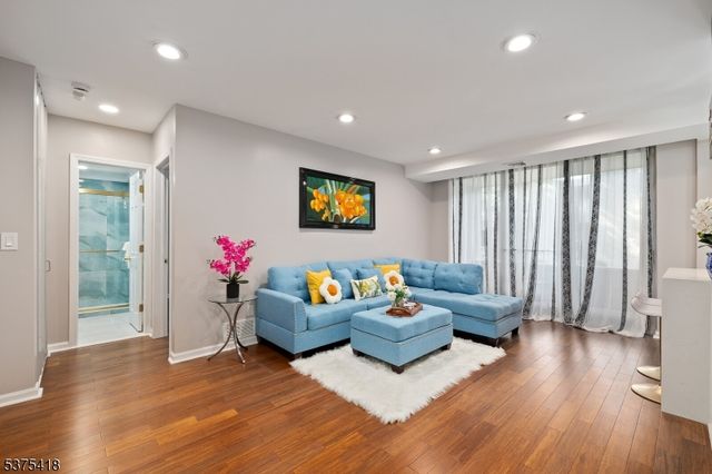 458 River Rd H, Nutley Twp., NJ 07110