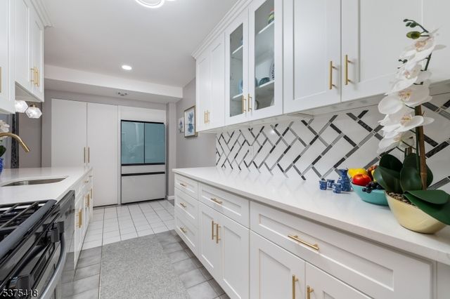 458 River Rd H, Nutley Twp., NJ 07110