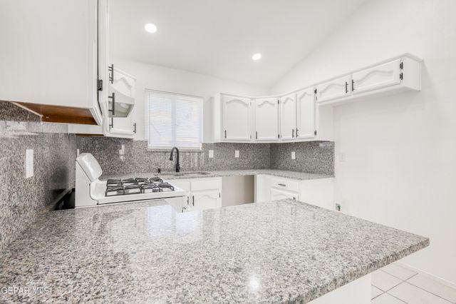 12079 Van Gogh Drive, El Paso, TX 79936