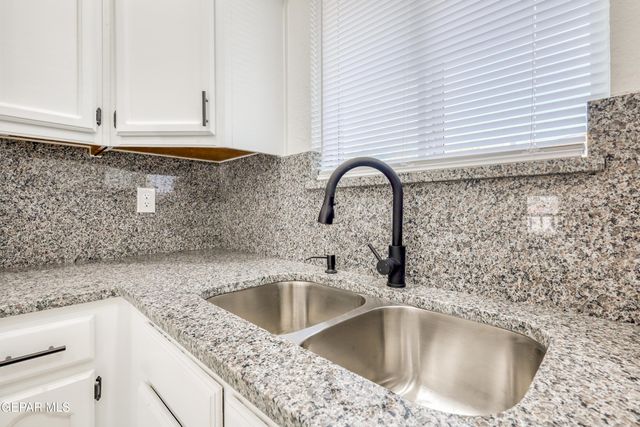 12079 Van Gogh Drive, El Paso, TX 79936