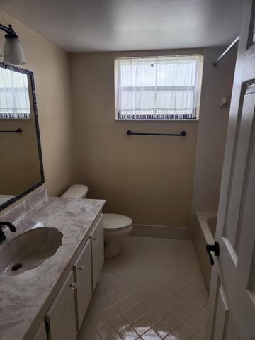 3345 Lucerne Park Drive 3345, Greenacres, FL 33467