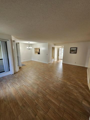 3345 Lucerne Park Drive 3345, Greenacres, FL 33467
