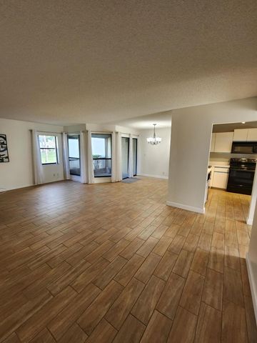 3345 Lucerne Park Drive 3345, Greenacres, FL 33467