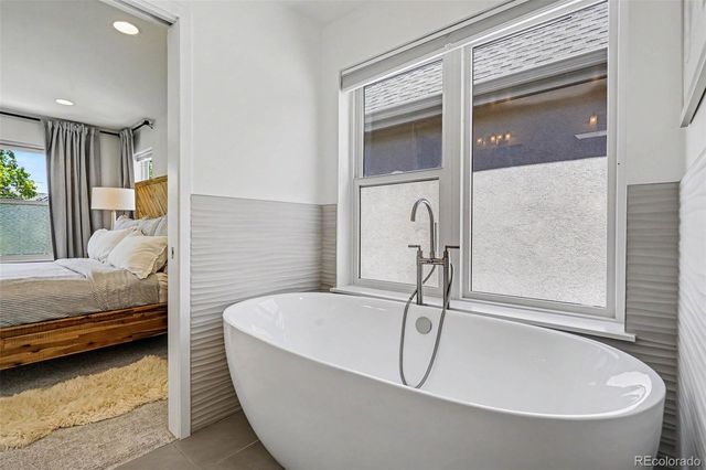 2538 N Clarkson Street, Denver, CO 80205