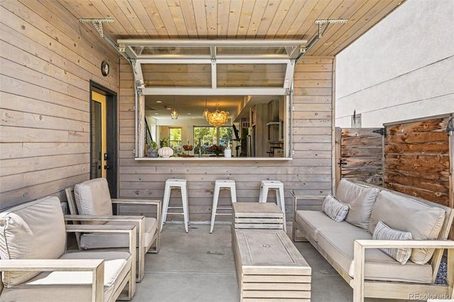 2538 N Clarkson Street, Denver, CO 80205