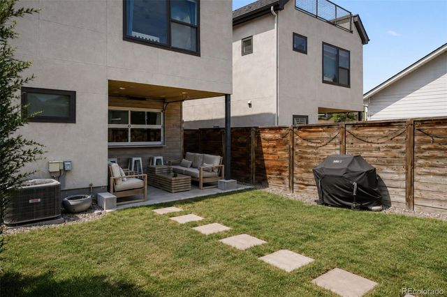 2538 N Clarkson Street, Denver, CO 80205