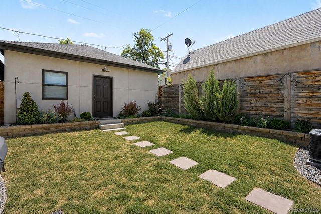 2538 N Clarkson Street, Denver, CO 80205