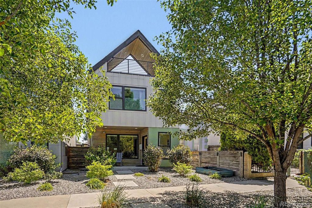 2538 N Clarkson Street, Denver, CO 80205
