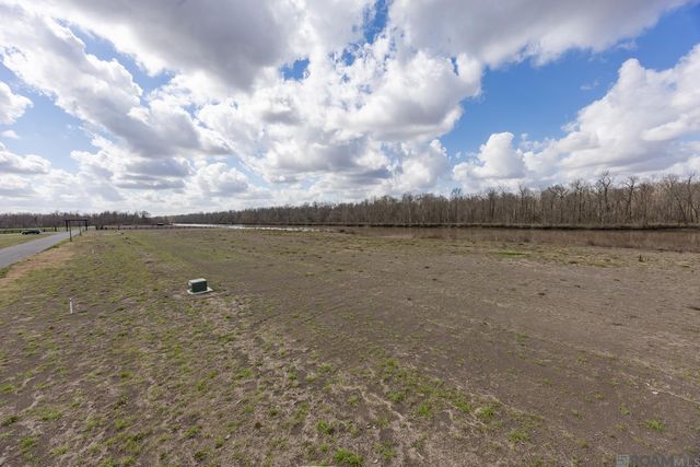 5964 Mill Town Rd, Brusly, LA 70719