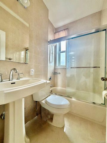 111 7th Street 410, Garden City, NY 11530