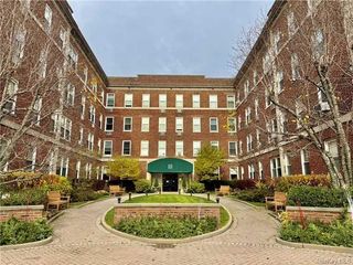 111 7th Street 410, Garden City, NY 11530