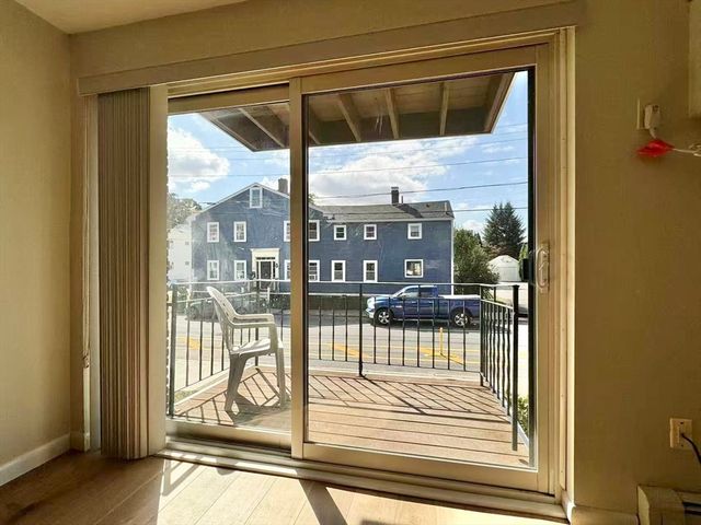 37 South St 7, Medford, MA 02155